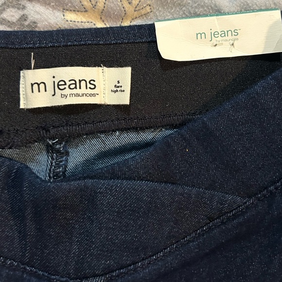 NWT Maurices-Size Small Reg, High Rise, Pull On Flare, Ultimate Stretch Jeans - Picture 4 of 8